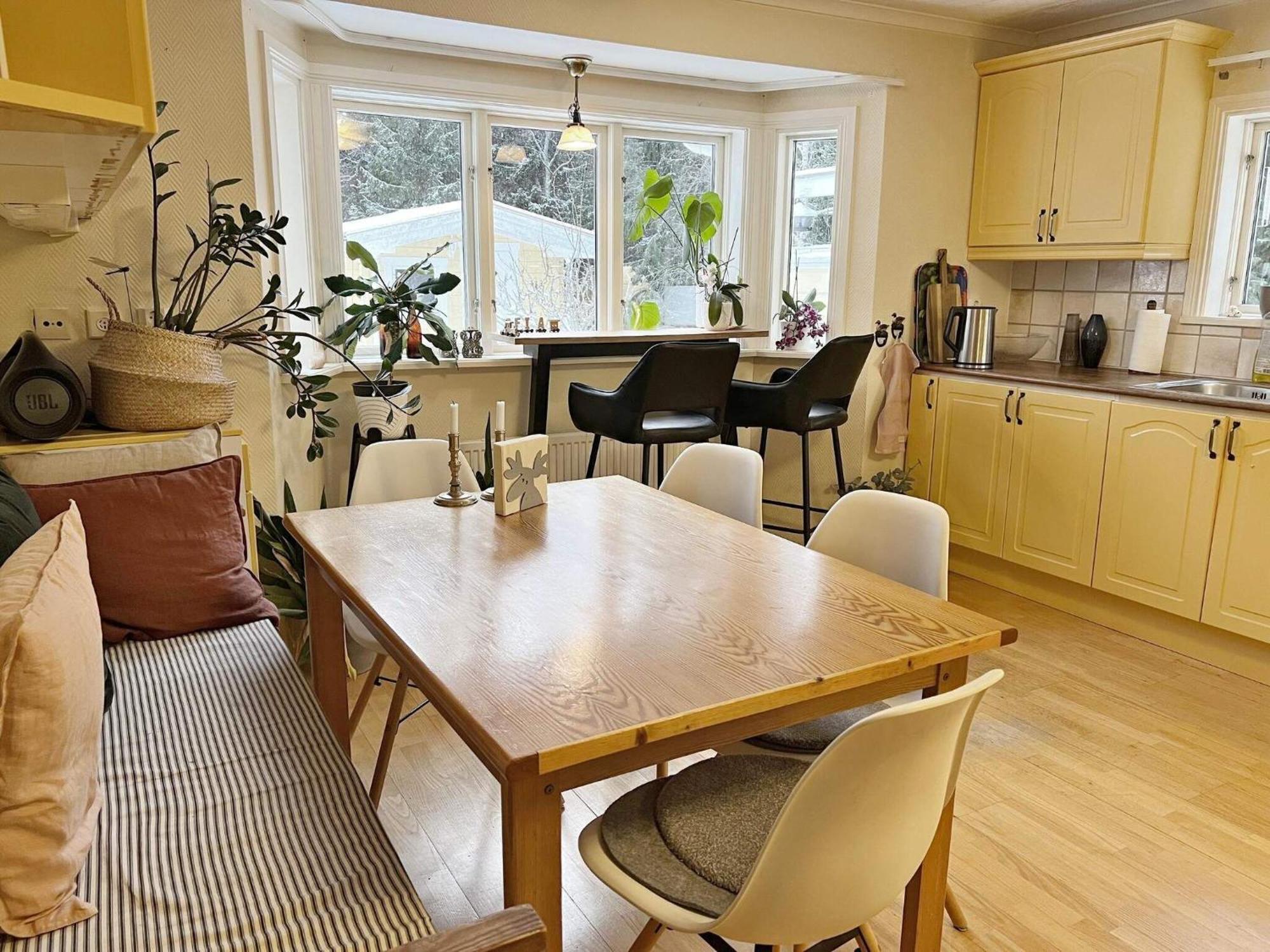 Holiday Home Ingaroe V Gronskan Bagian luar foto